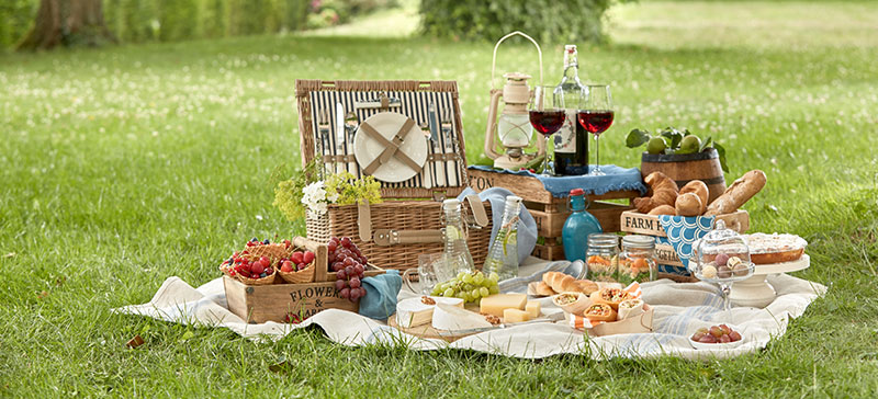 Planning a proper posh picnic | Virginia Hayward